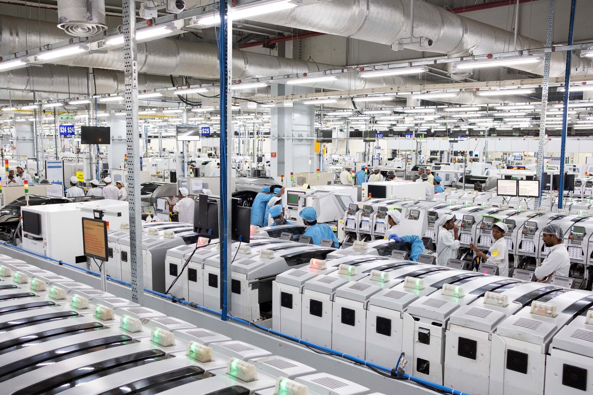 Foxconn n15235 — подробный обзор материнской платы. foxconn n15235: технические характеристики материнской платы foxconn материнские платы 775