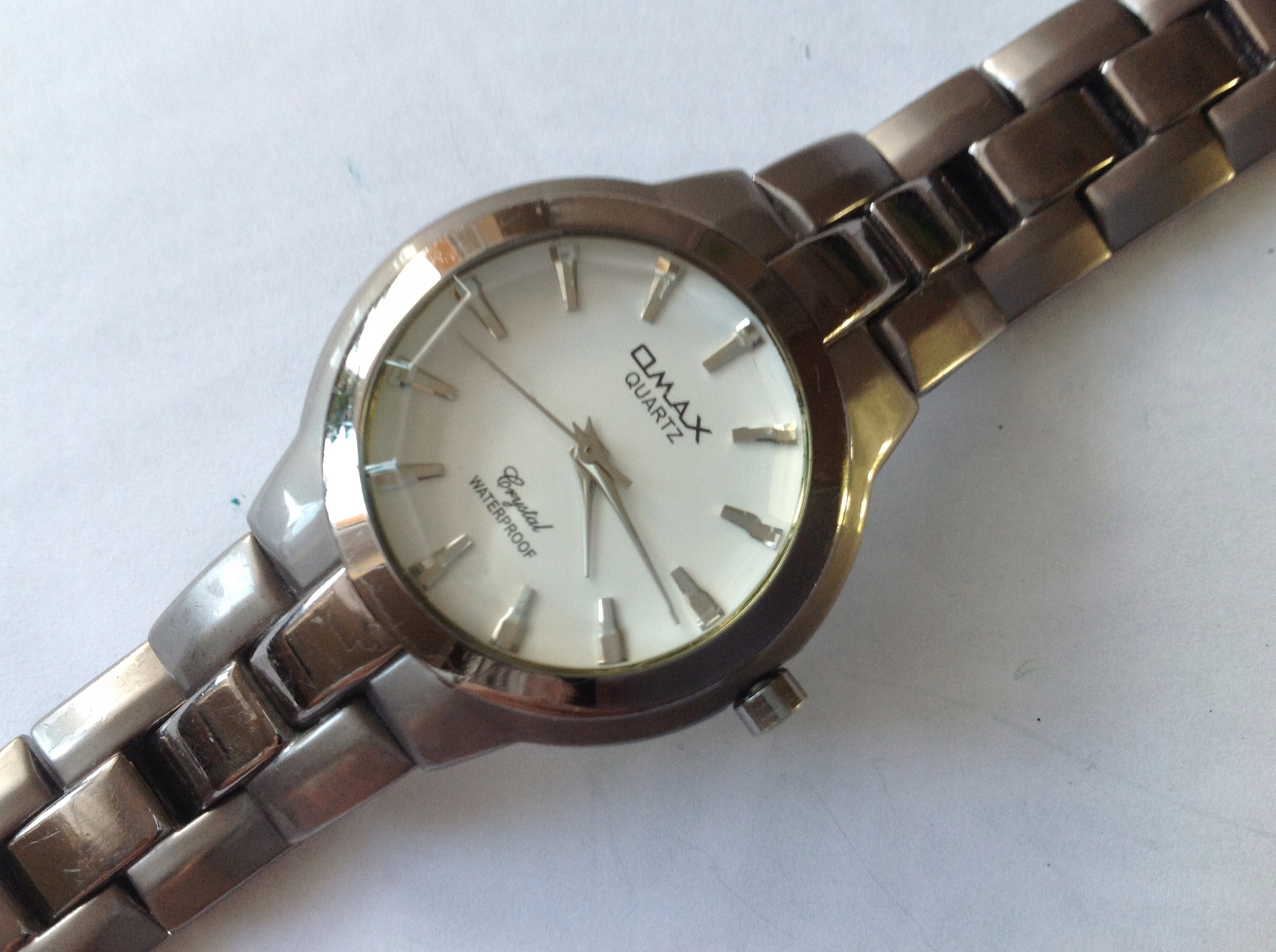What does movt on a watch mean?
